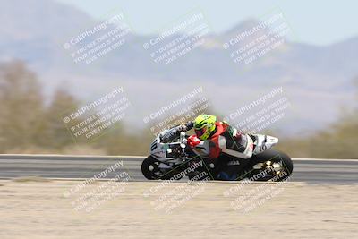 media/Apr-20-2025-CVMA (Sun) [[39090e8767]]/Race 9-Formula LW Twins Shootout/